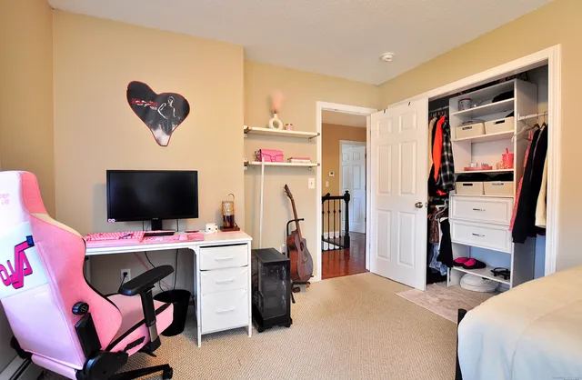 $489,900 | 132 Knollwood Drive, Wolcott, CT 06716