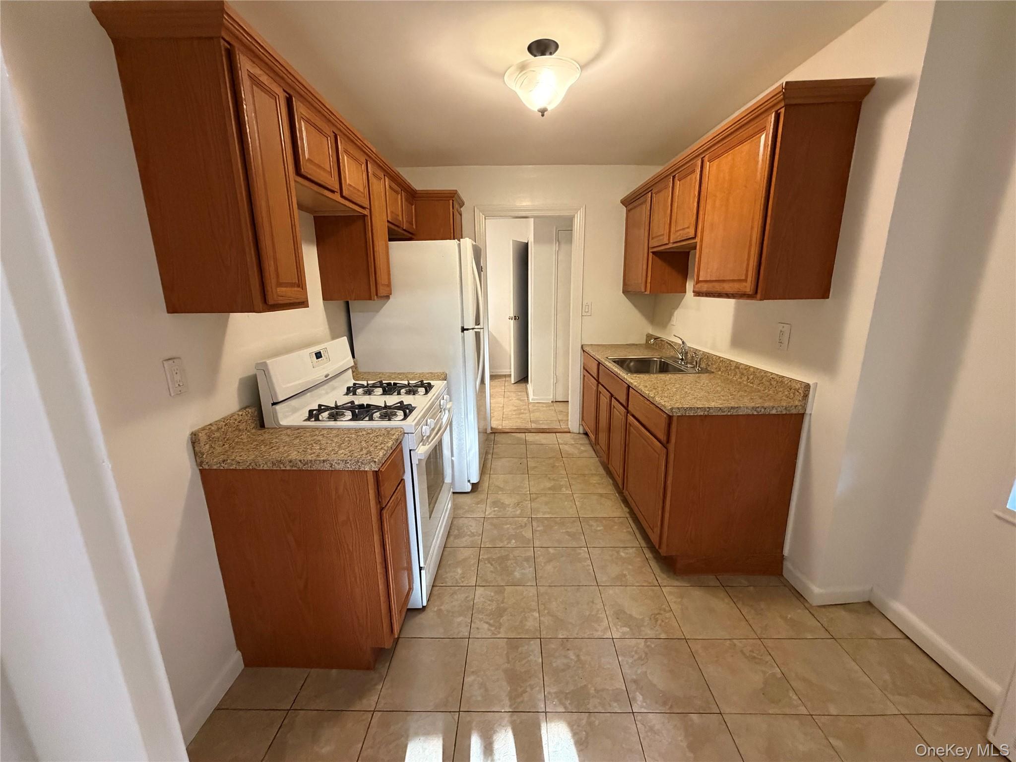 126 Church Street, Unit 1E New Rochelle, NY 10805 - Photo 8 of 12