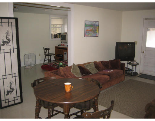 40 Jenks Street Amherst, MA 01002 - Photo 13 of 18 Gallery Image 13