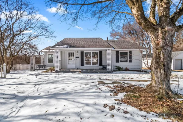 $229,000 | 60 Griswold Street, Hillsdale, MI 49242