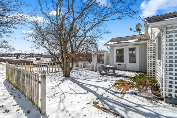 $229,000 | 60 Griswold Street, Hillsdale, MI 49242