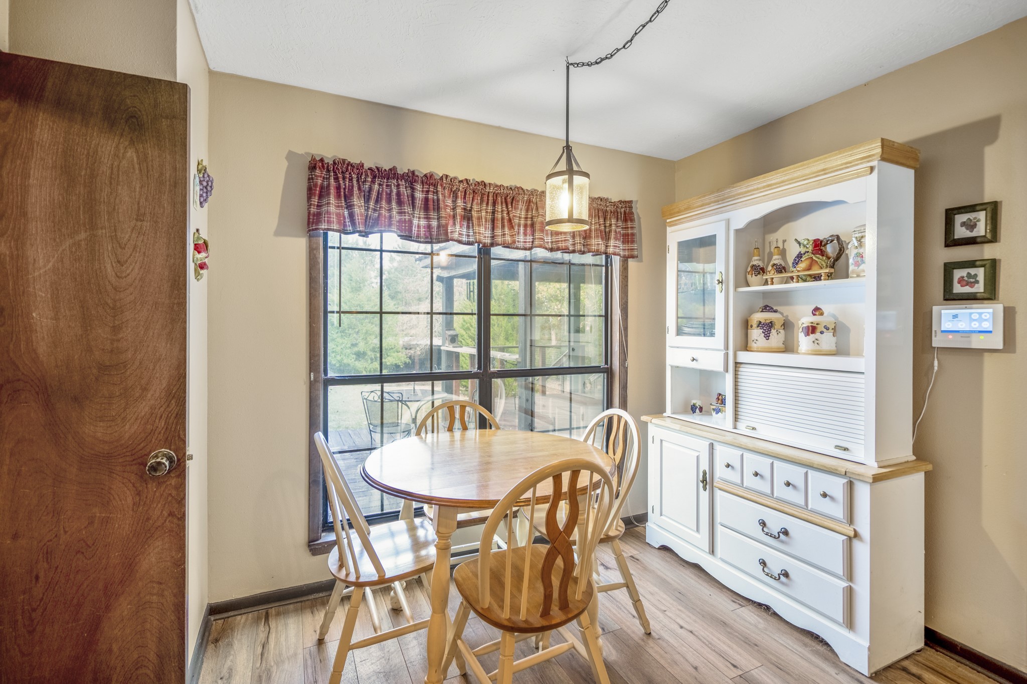 5415 Old Israel Road Livingston, TX 77351 - Photo 13 of 45 Breakfast Area with a stunning view.