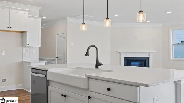 $299,900 | 1922 Crumhorn Avenue, Boiling Springs, SC 29316