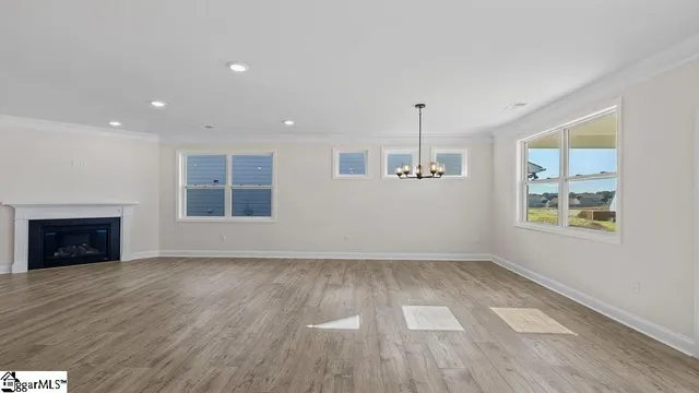 $299,900 | 1922 Crumhorn Avenue, Boiling Springs, SC 29316