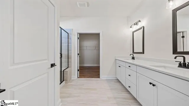 $299,900 | 1922 Crumhorn Avenue, Boiling Springs, SC 29316