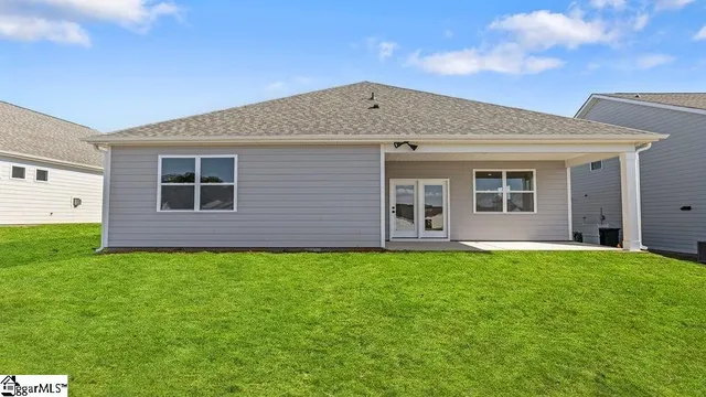 $299,900 | 1922 Crumhorn Avenue, Boiling Springs, SC 29316