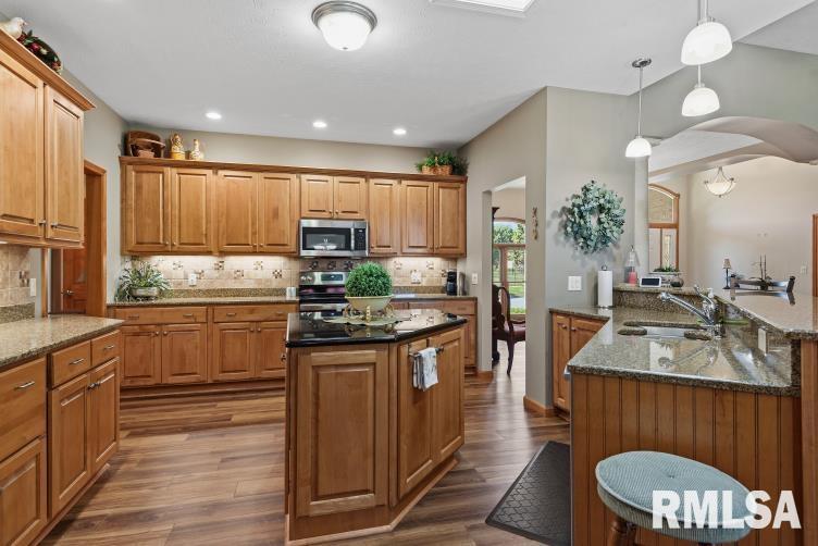 4377 Old Salem Lane Springfield, IL 62711 - Photo 18 of 46