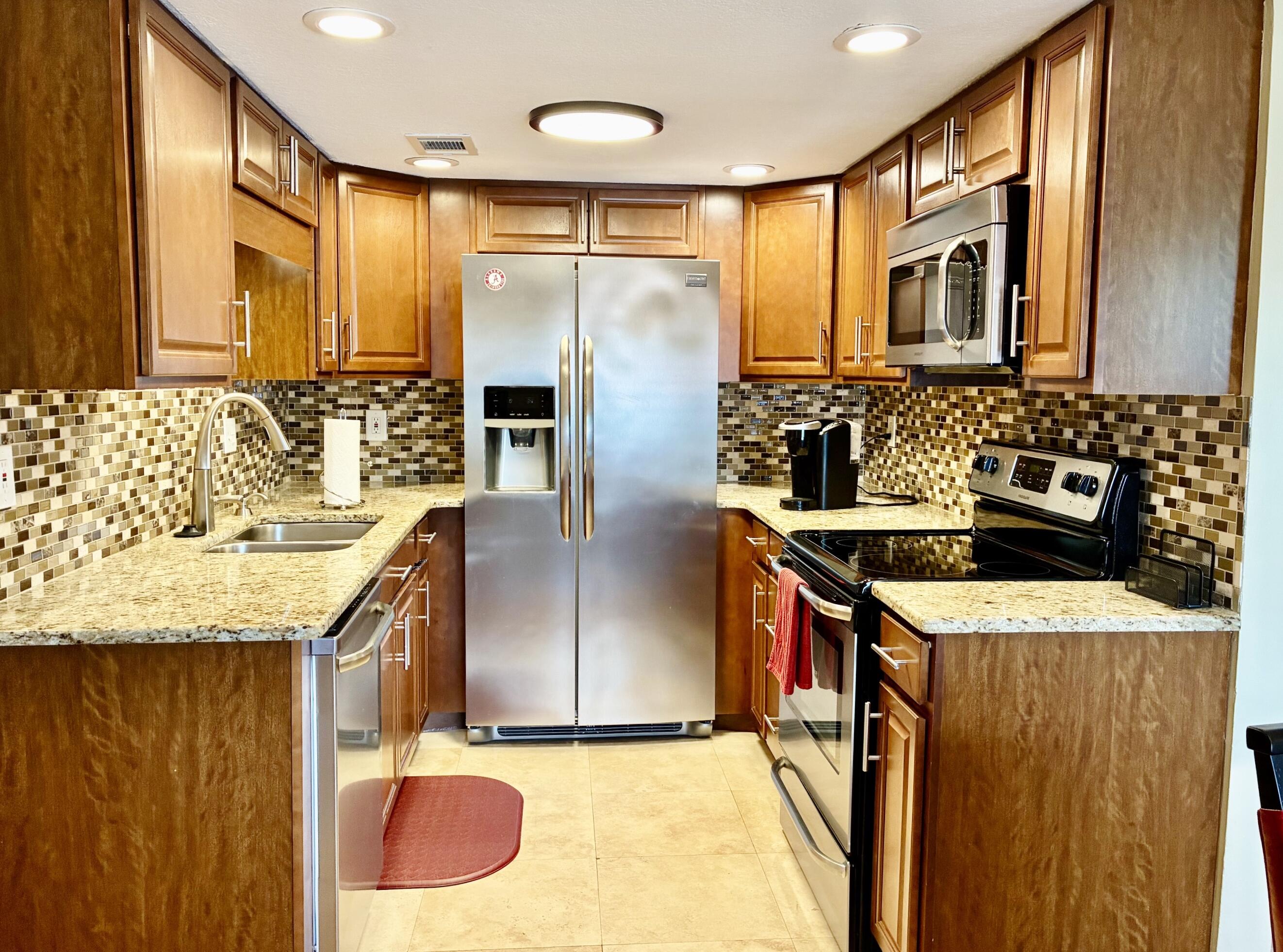 101 Old Ferry Road, Unit 37D Shalimar, FL 32579 - Photo 2 of 32 Gorgeous Kitchen!