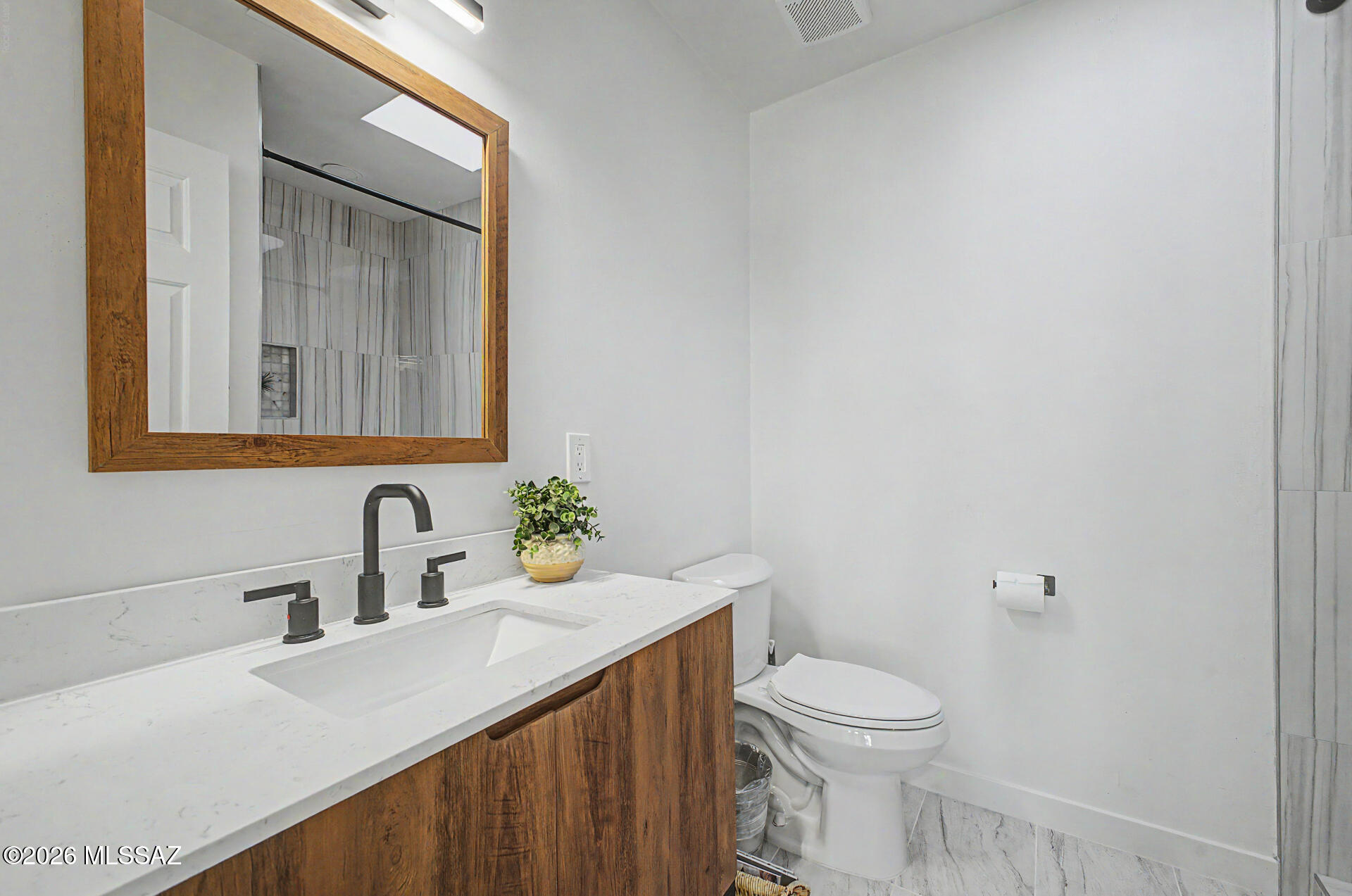 333 East Florence Road Tucson, AZ 85704 - Photo 22 of 49 WEST BATH. ONE OF FIVE FULL BATHS!
