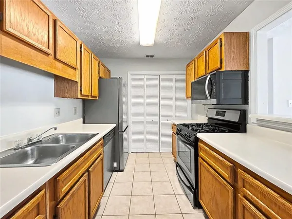 $1,850 | 1702 Country Park Drive, Smyrna, GA 30080