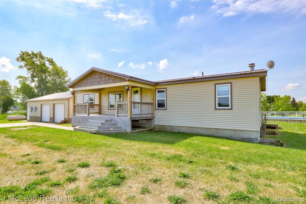 8991 Barnes Road Millington, MI 48746 - Photo 2 of 41