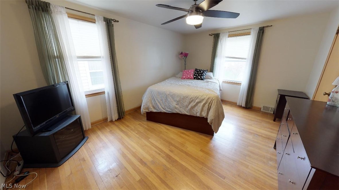 4585 Mackall Road South Euclid, OH 44121 - Photo 18 of 23