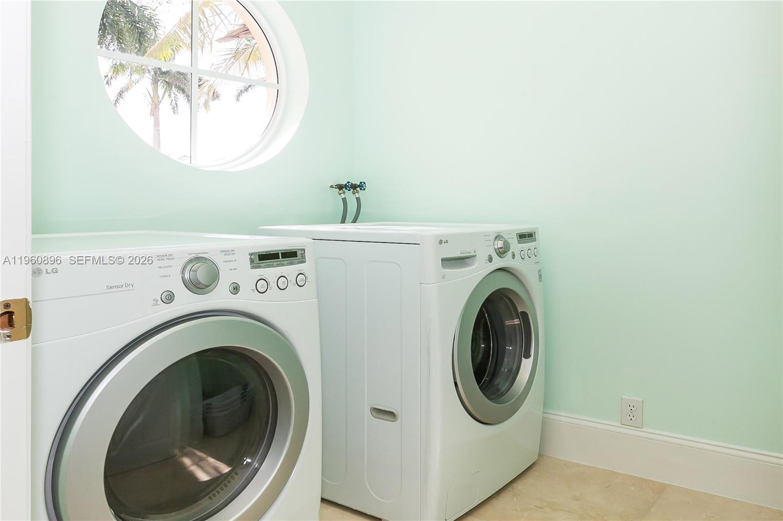 3162 Inverness Weston, FL 33332 - Photo 22 of 24