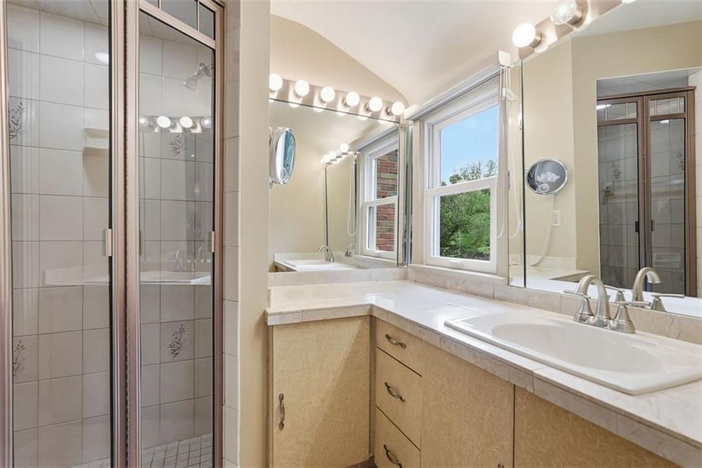 39 Easton Road Pittsburgh, PA 15238 - Photo 33 of 50 Gallery Image 33