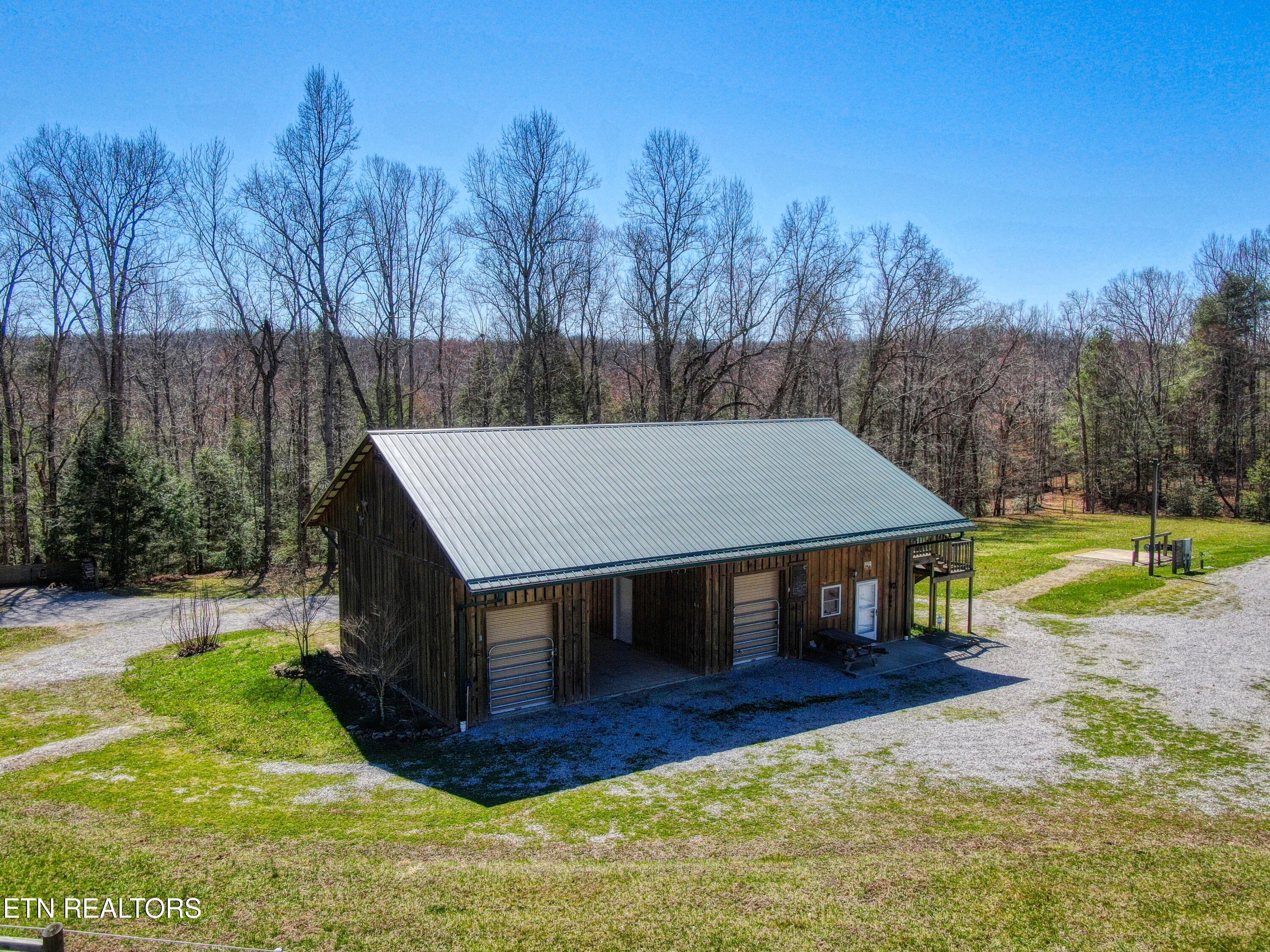 145 Horse Haven Road Allardt, TN 38504 - Photo 5 of 59 5