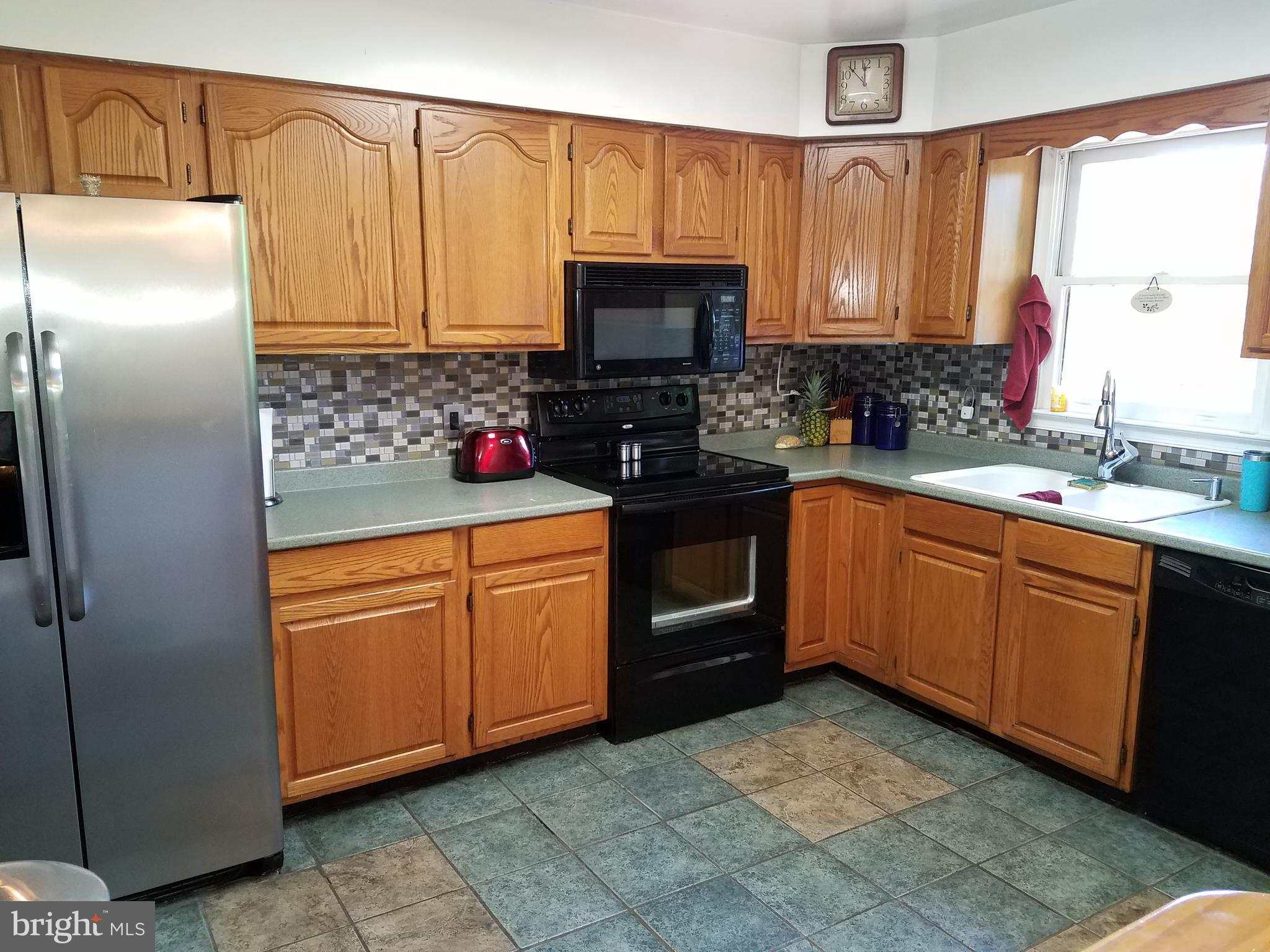 7193 Howellsville Road Boyce, VA 22620 - Photo 8 of 26 Kitchen