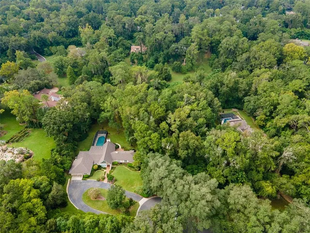 $799,900 | 2425 Northwest 26th Place, Gainesville, FL 32605