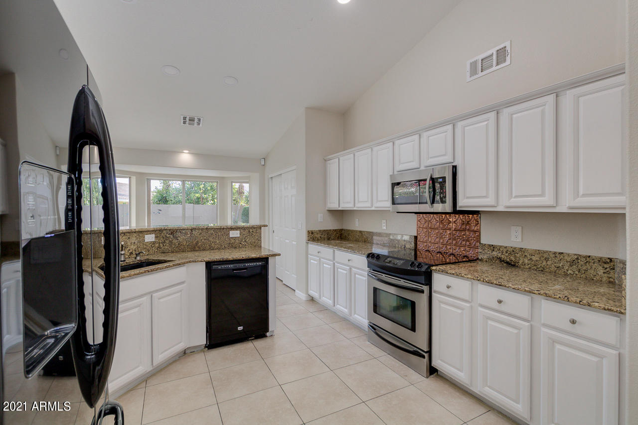 2167 East Ranch Court Gilbert, AZ 85296 - Photo 16 of 35 18-Ranch