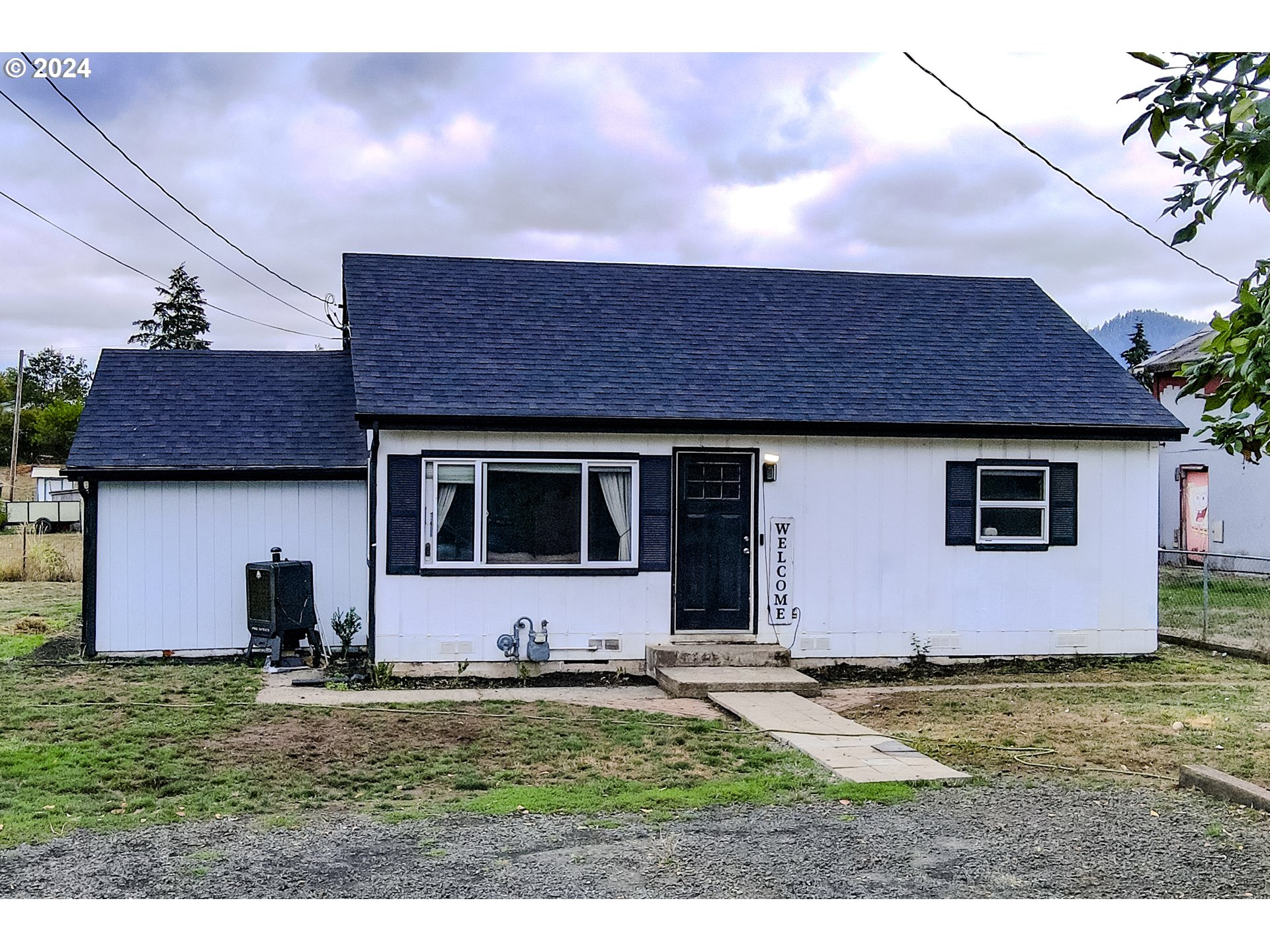 142 Plat M Road Sutherlin, OR 97479 - Photo 1 of 36 Gallery Image 1