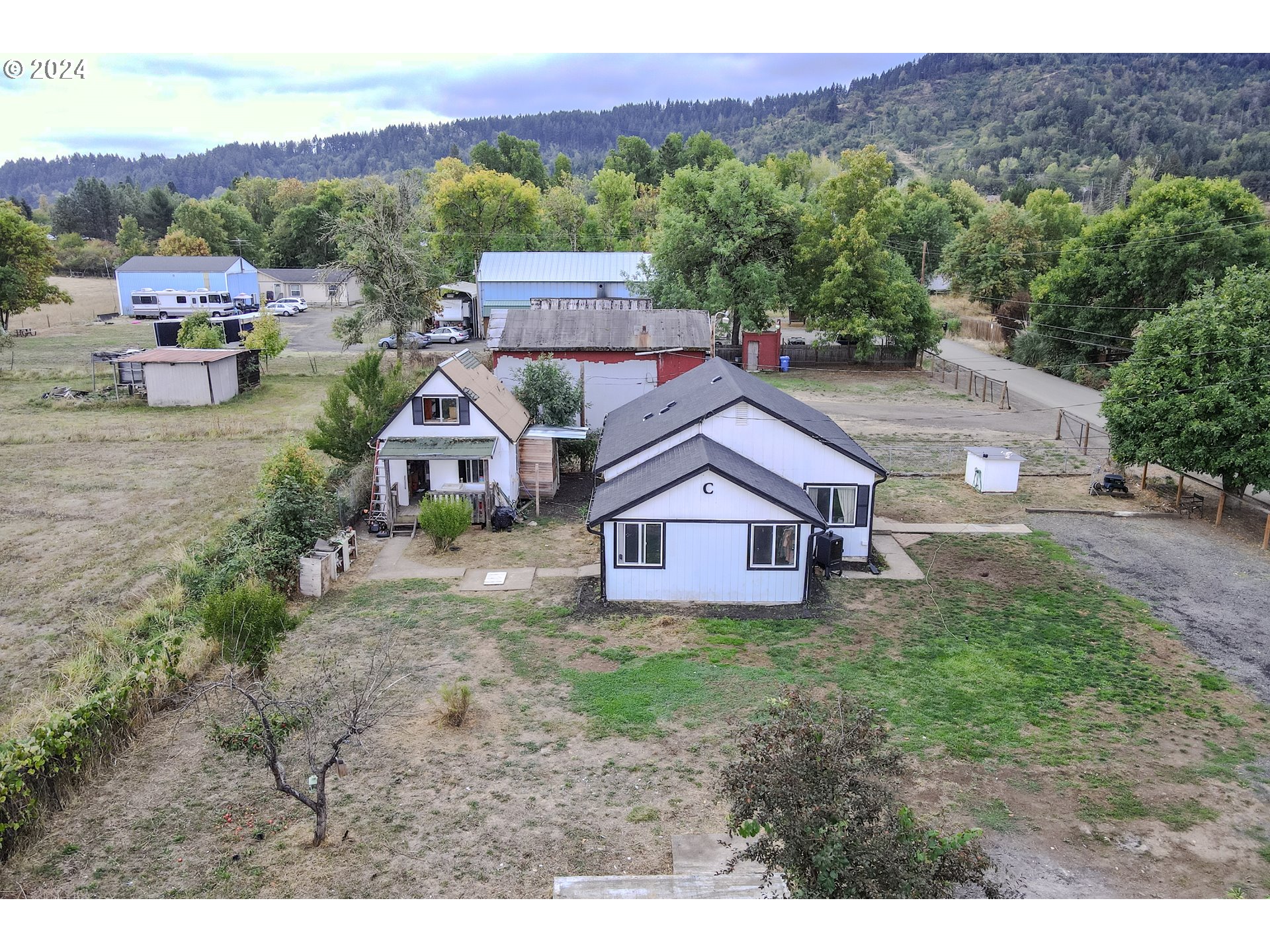 142 Plat M Road Sutherlin, OR 97479 - Photo 9 of 36 Gallery Image 9