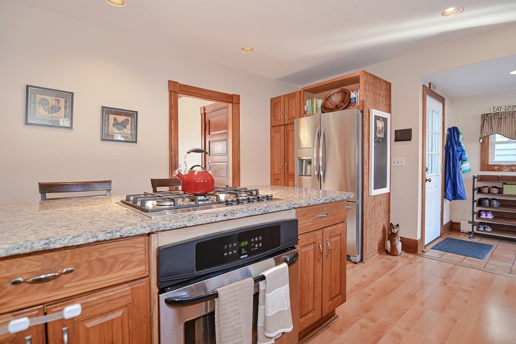 465 Great Road Stow, MA 01775 - Photo 7 of 38
