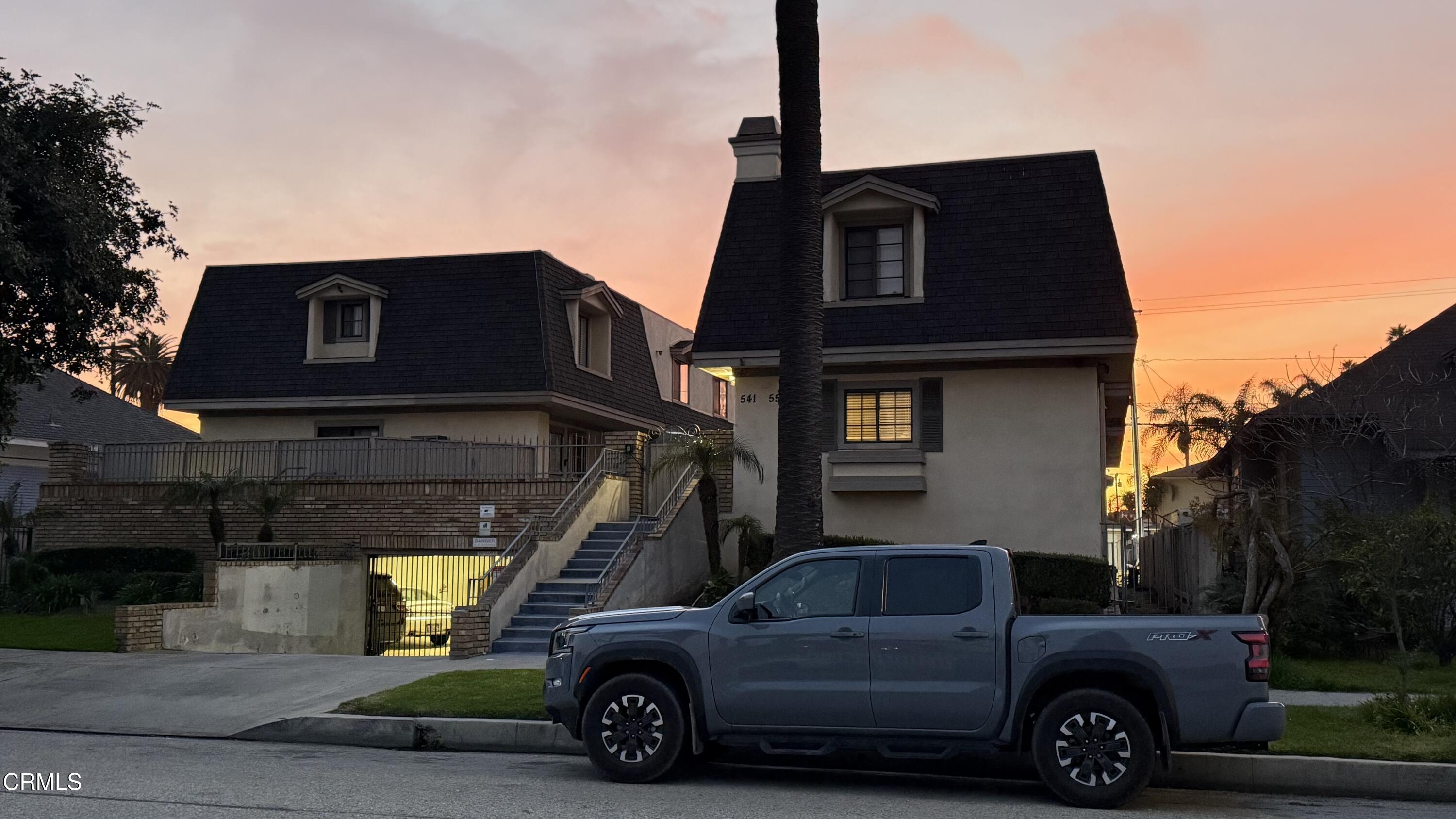 545 South E Street Oxnard, CA 93030 - Photo 2 of 17 IMG_0622 - Copy