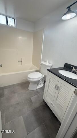 545 South E Street Oxnard, CA 93030 - Photo 9 of 17 IMG_1134