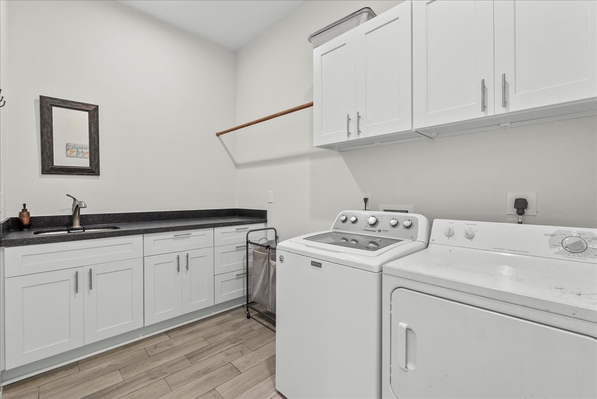 3706 Tower Road Santa Fe, TX 77517 - Photo 41 of 48 a utility room with dryer and washer