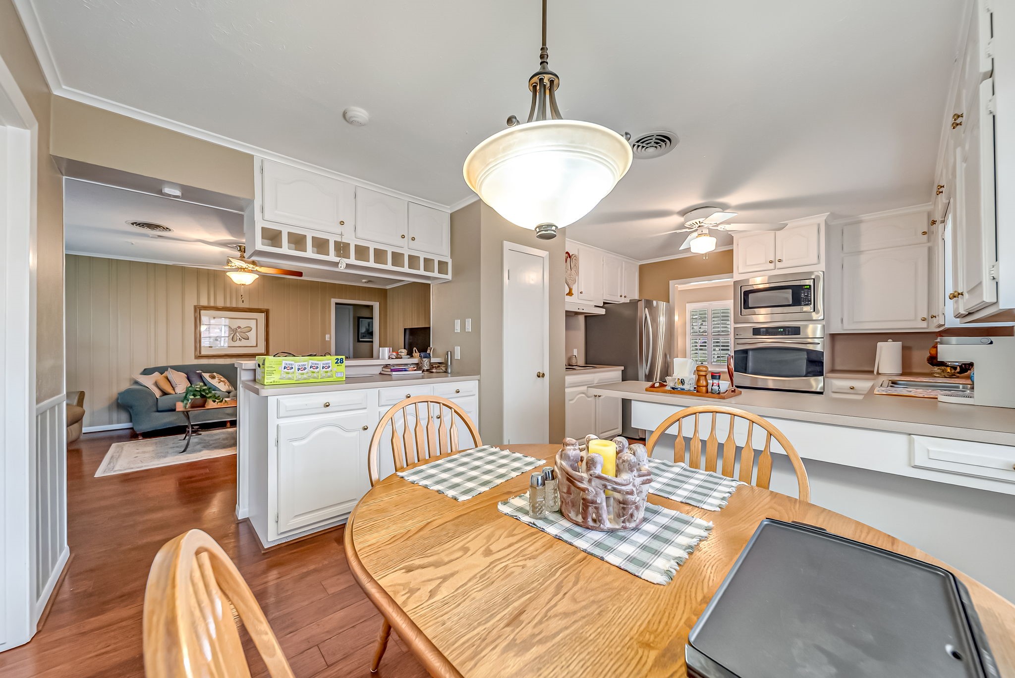 1330 Foxwood Road Houston, TX 77008 - Photo 15 of 30