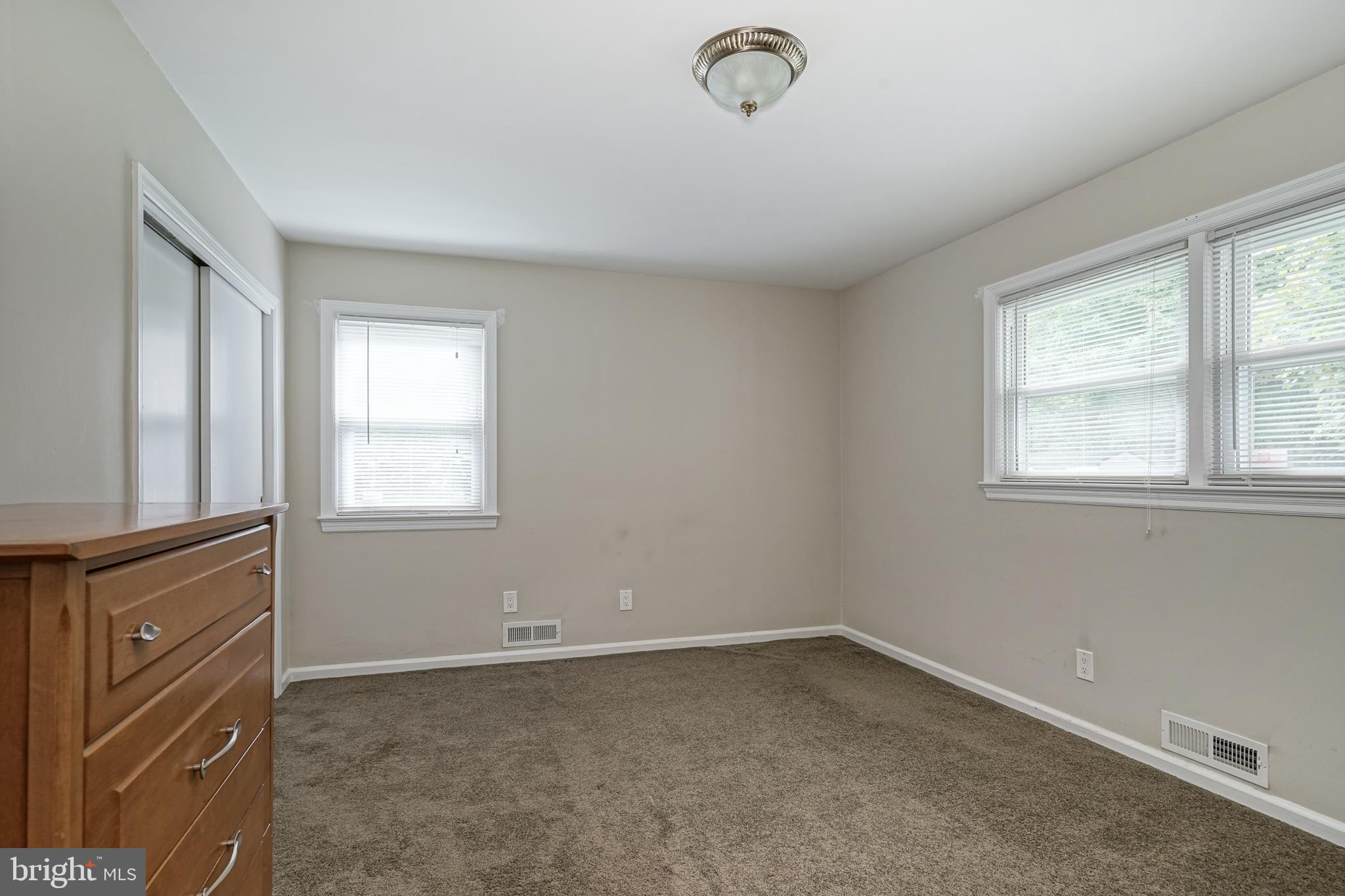 602 Cornell Road Burlington, NJ 08016 - Photo 23 of 35 Main Bedroom