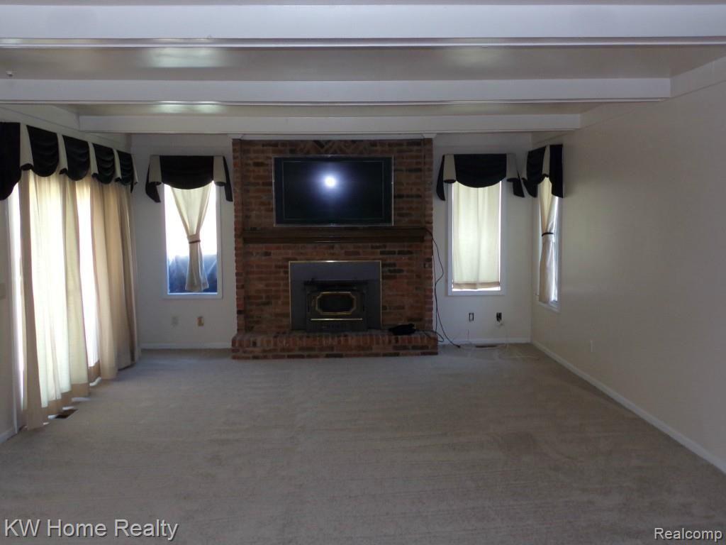 3081 Burlington Court Rochester, MI 48306 - Photo 6 of 40
