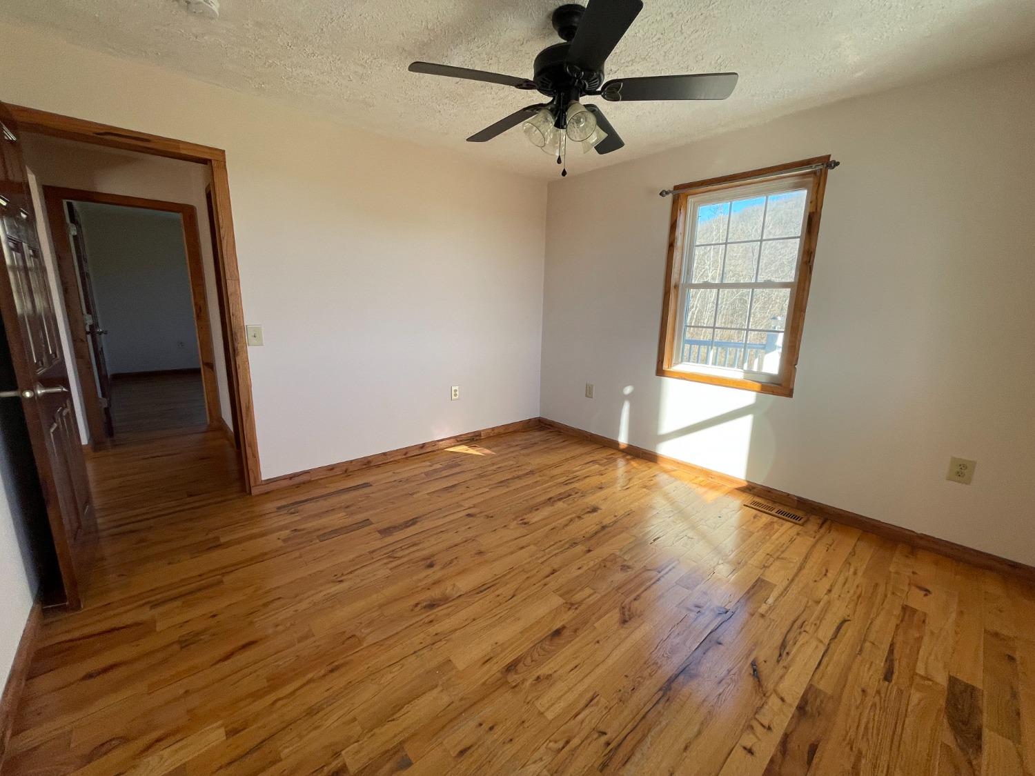 12302 Bennett Road Florence, IN 47020 - Photo 18 of 60 Bed 3