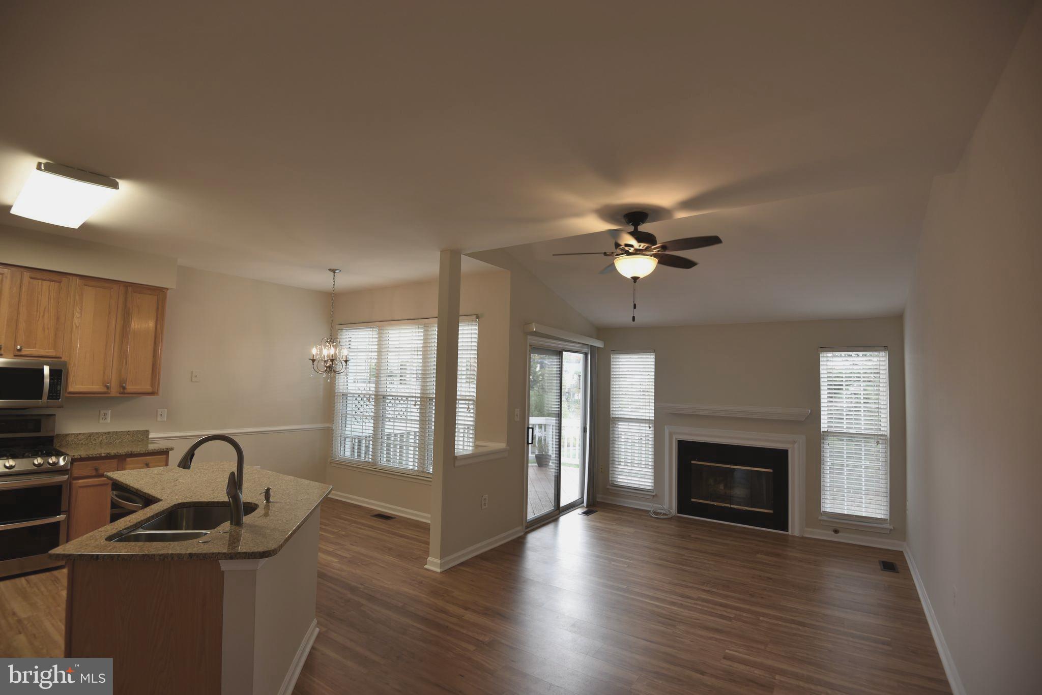 44057 Rising Sun Terrace Ashburn, VA 20147 - Photo 6 of 31