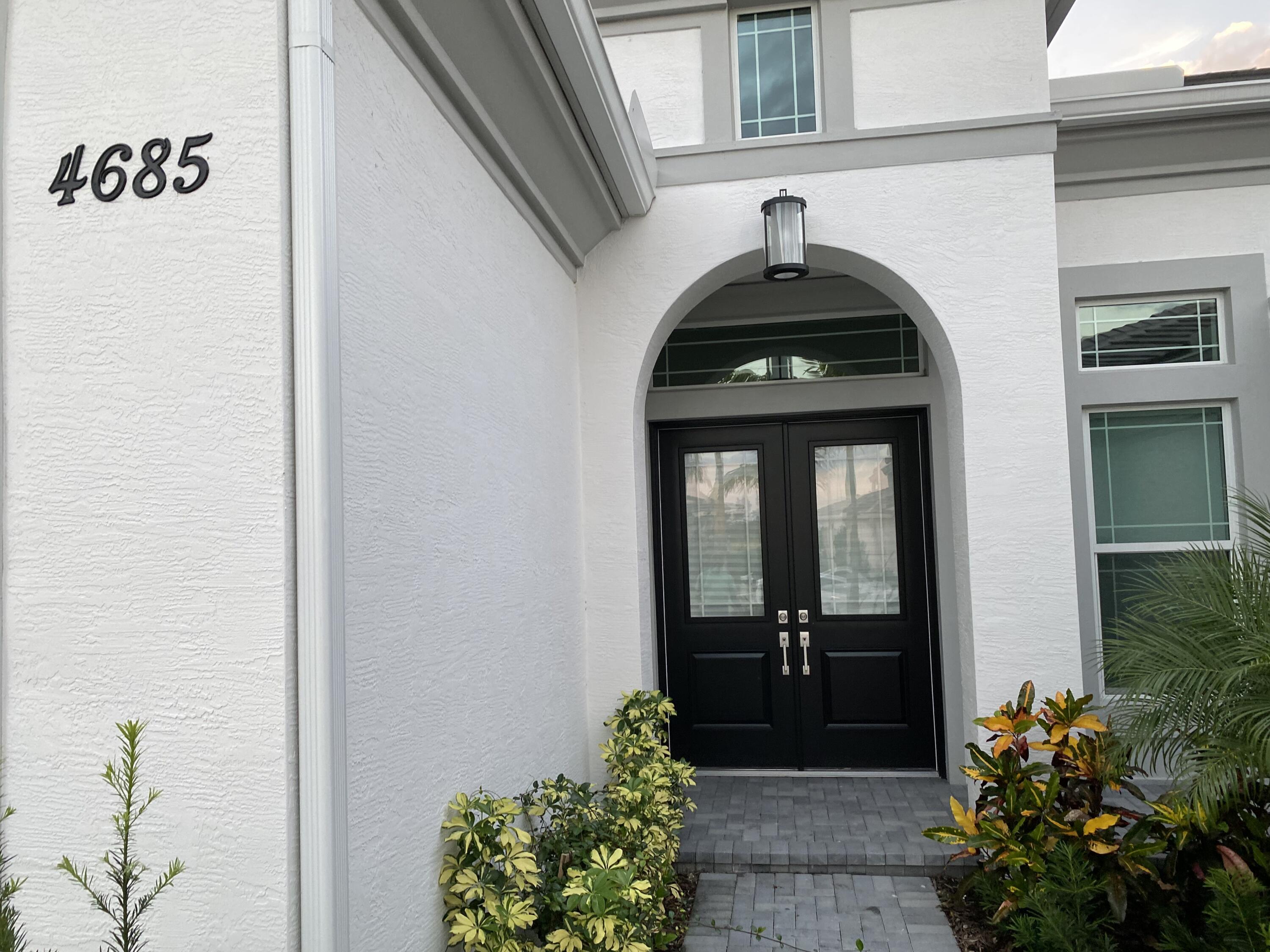 4685 Estates Circle Loxahatchee, FL 33470 - Photo 3 of 40 IMG_1265