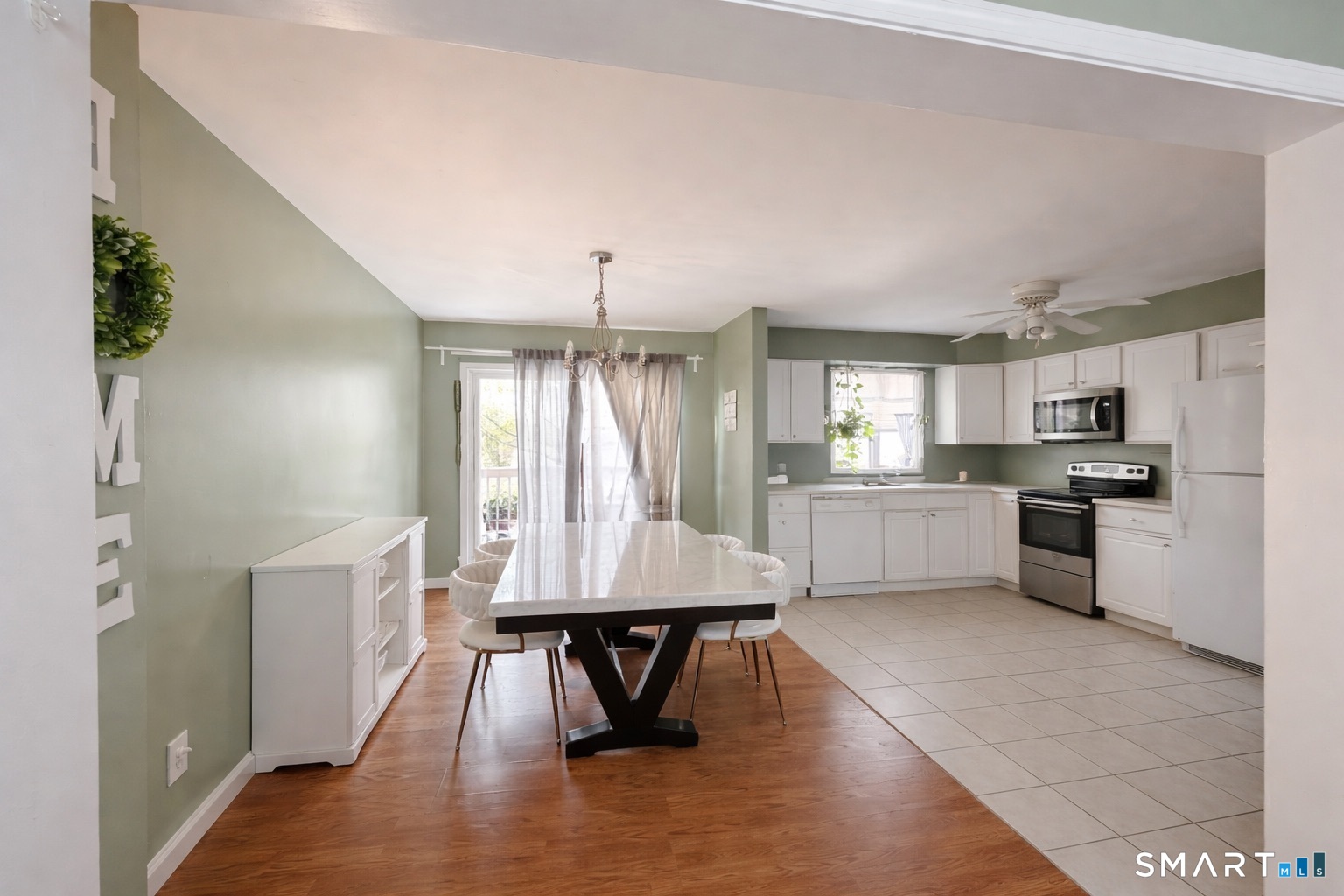 46 Chamberlain Street, Unit B New Haven, CT 06512 - Photo 2 of 12