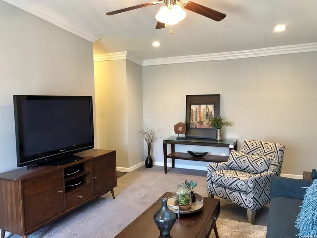 $2,820 | 234 River Avenue, Unit 73, Patchogue, NY 11772