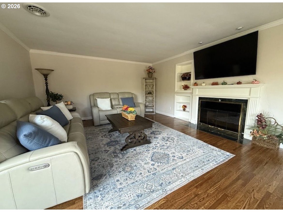 2994 Dapple Way Eugene, OR 97401 - Photo 3 of 15