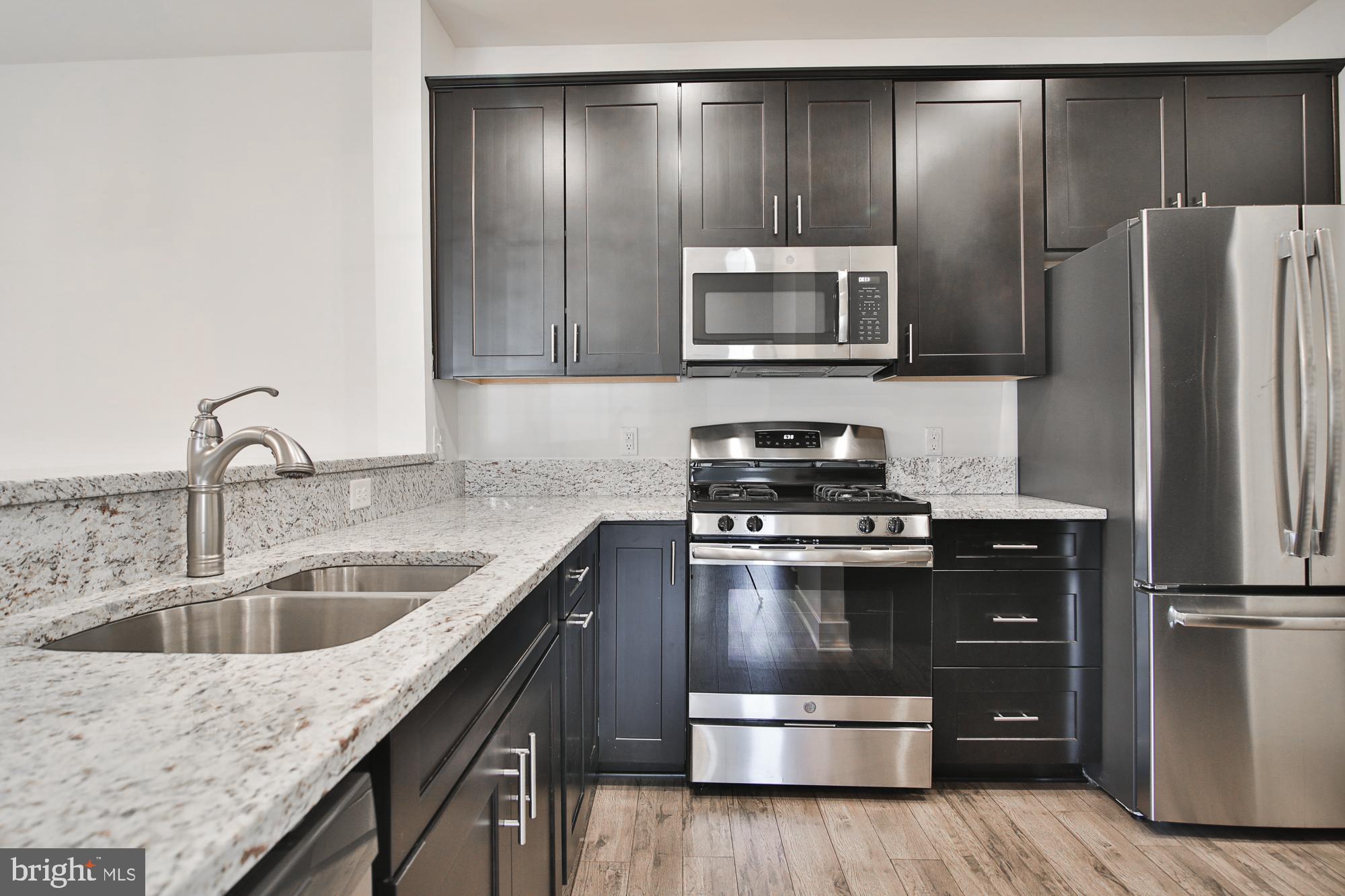 511 Tavern Road Monroe Township, NJ 08831 - Photo 3 of 25