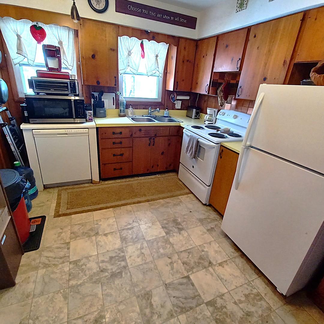 446 Dwight Street Kewanee, IL 61443 - Photo 12 of 23