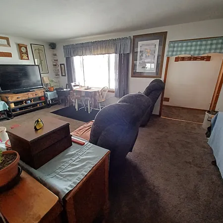 $65,000 | 446 Dwight Street, Kewanee, IL 61443