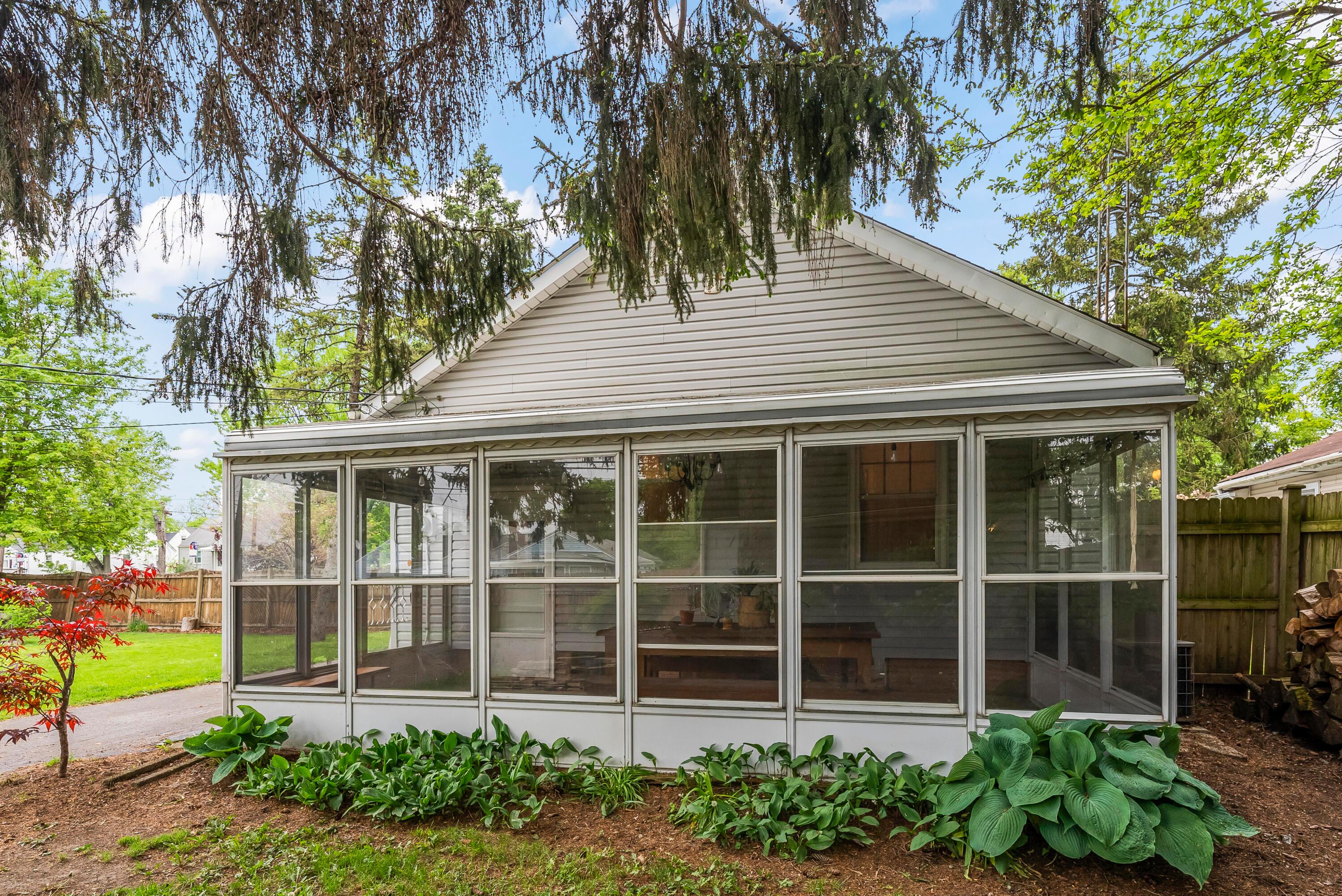 3189 McGuffey Road Columbus, OH 43224 - Photo 36 of 40 DSC00946