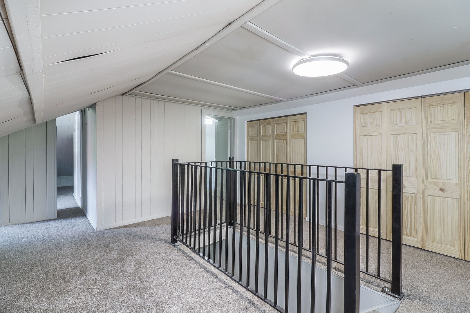 824 State Street Lemont, IL 60439 - Photo 13 of 31 a view of a hallway with entryway