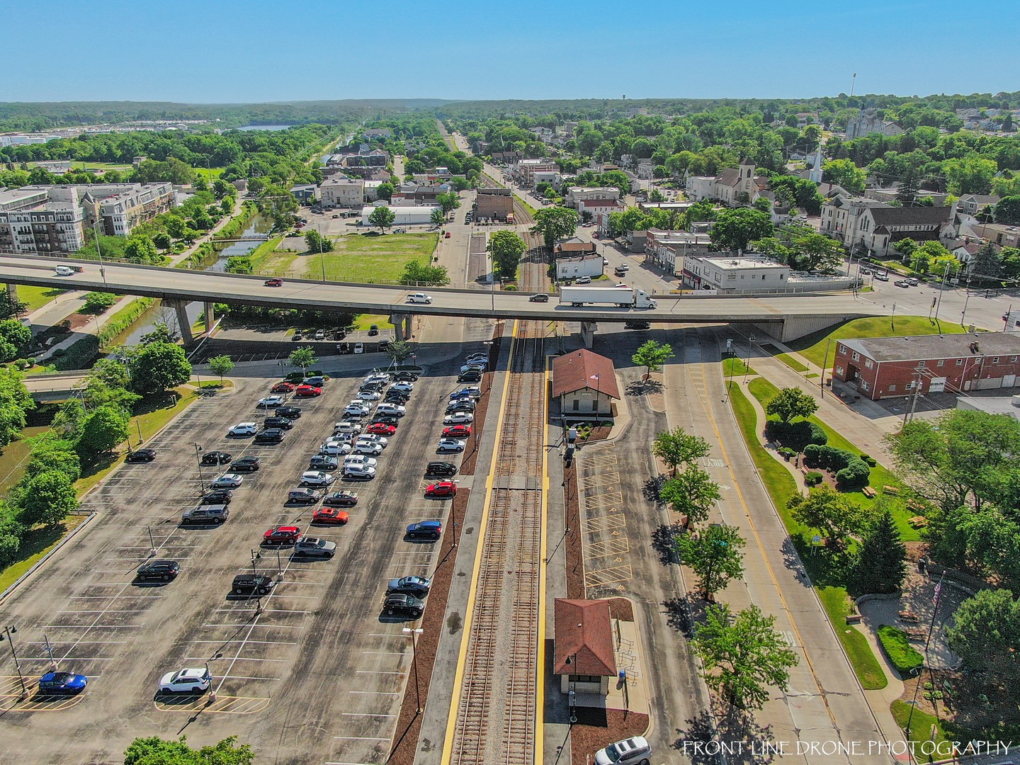 824 State Street Lemont, IL 60439 - Photo 27 of 31 an aerial view of a city