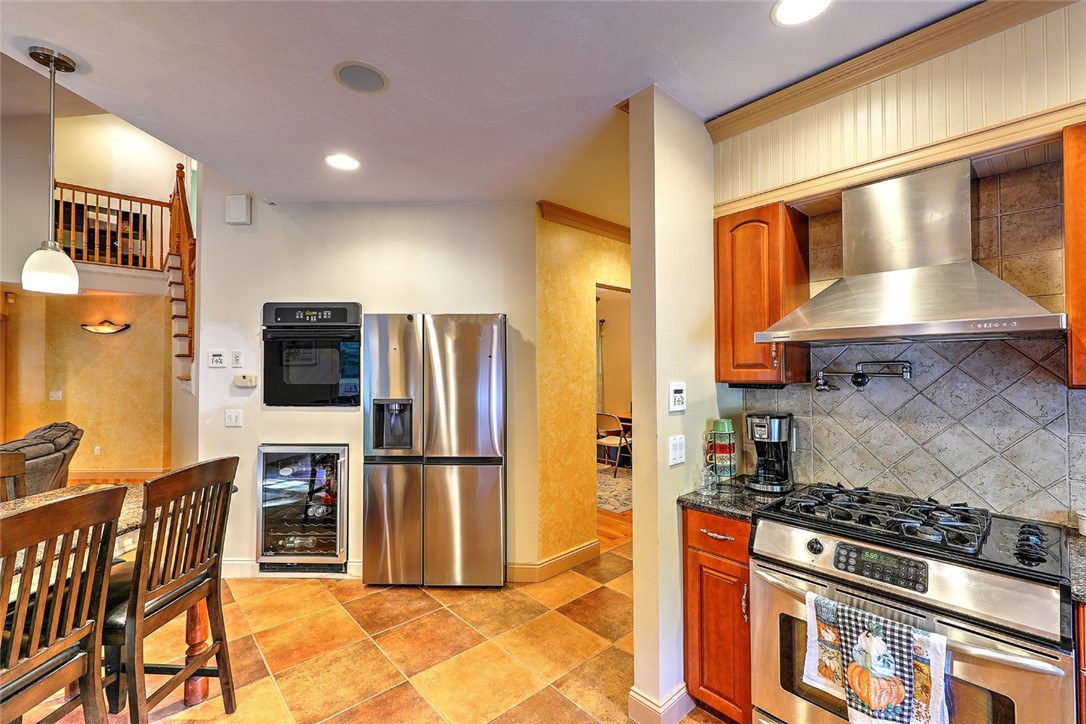 360 Burnt Hill Road Scituate, RI 02831 - Photo 13 of 41