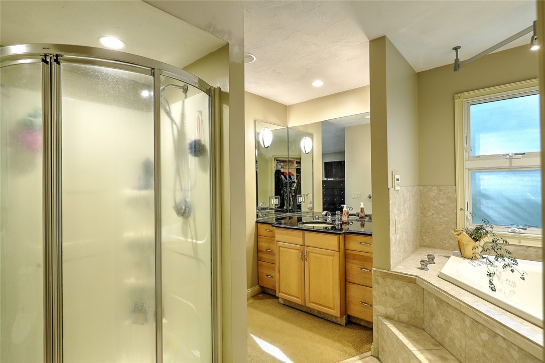 360 Burnt Hill Road Scituate, RI 02831 - Photo 20 of 41