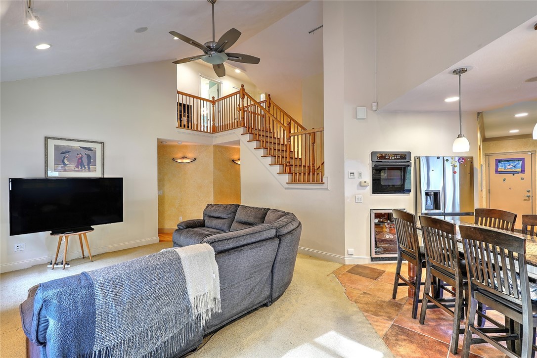 360 Burnt Hill Road Scituate, RI 02831 - Photo 7 of 41