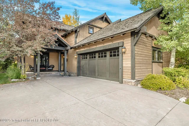 $1,495,000 | 8 Moulton Lane, Victor, ID 83455