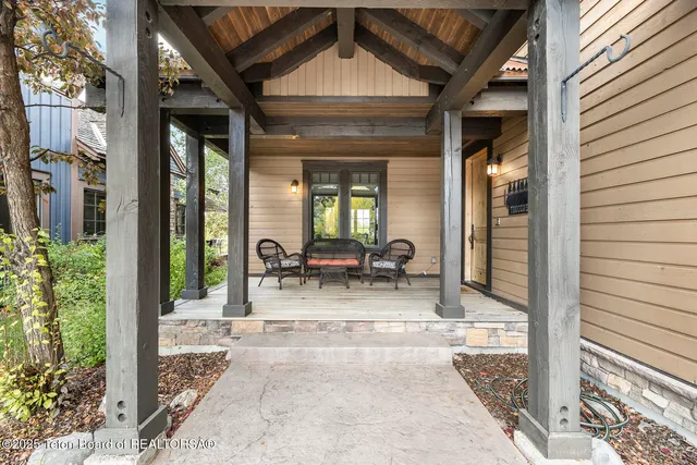 $1,495,000 | 8 Moulton Lane, Victor, ID 83455