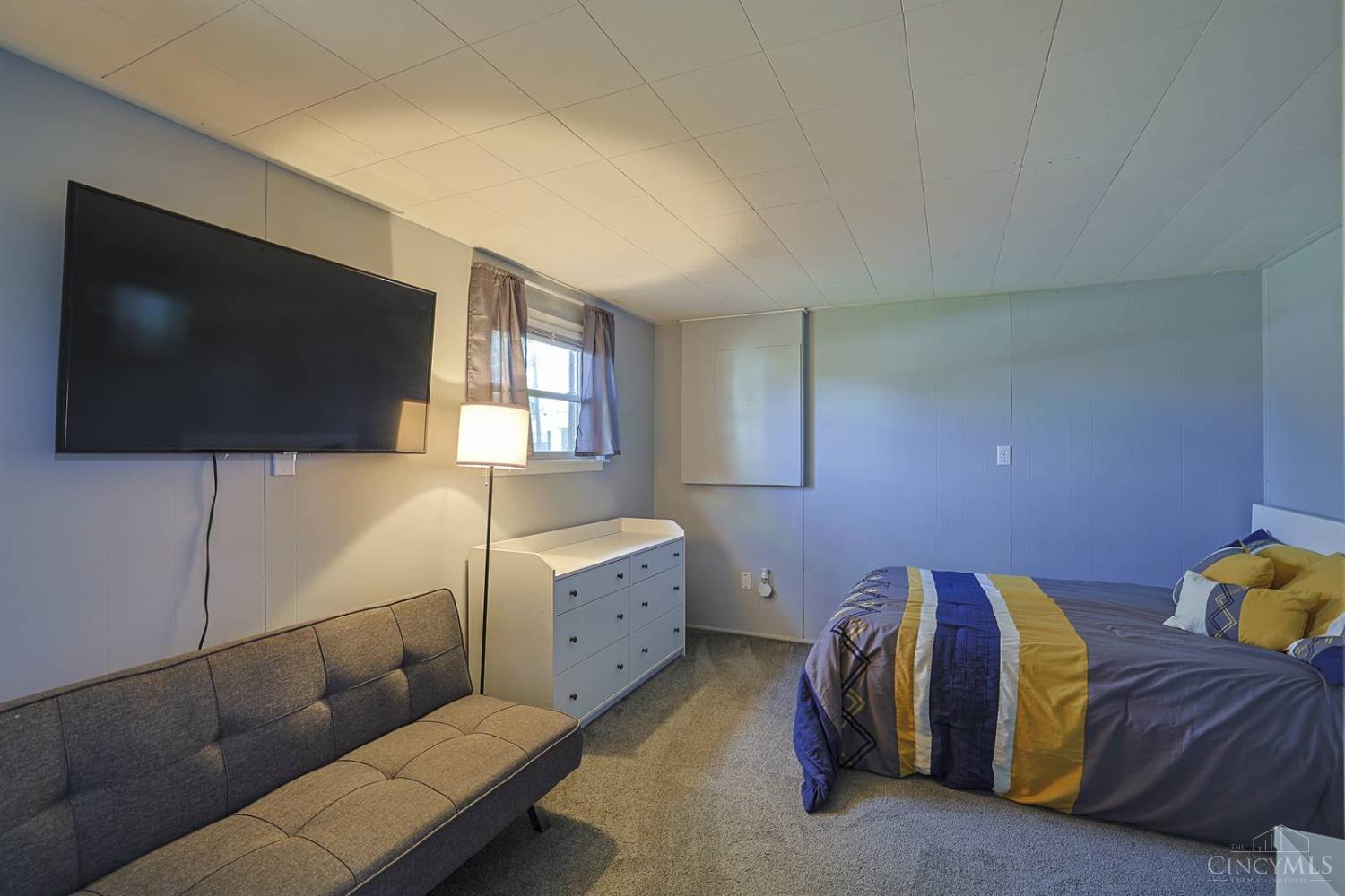 5860 Timely Terrace Cincinnati, OH 45233 - Photo 29 of 39