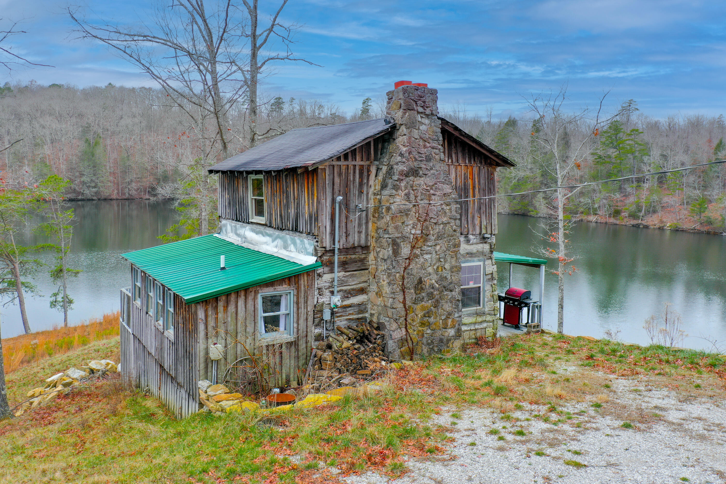 189 Rocky Point Road East Bernstadt, KY 40729 - Photo 19 of 62 org_703b0f139f18b8d9_1671730782000-HDR-E